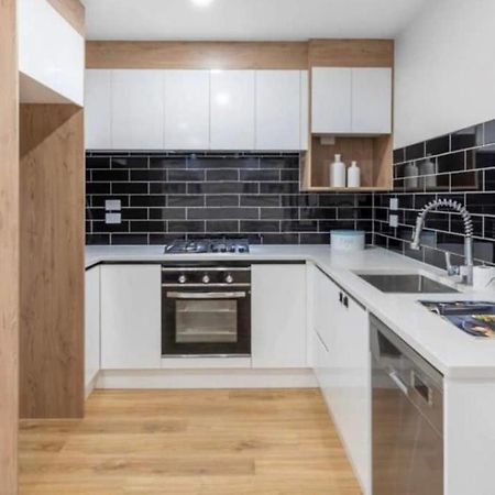 Private Double Bedroom With Attached Bathroom Near 12 Min To Auckland Airport 外观 照片